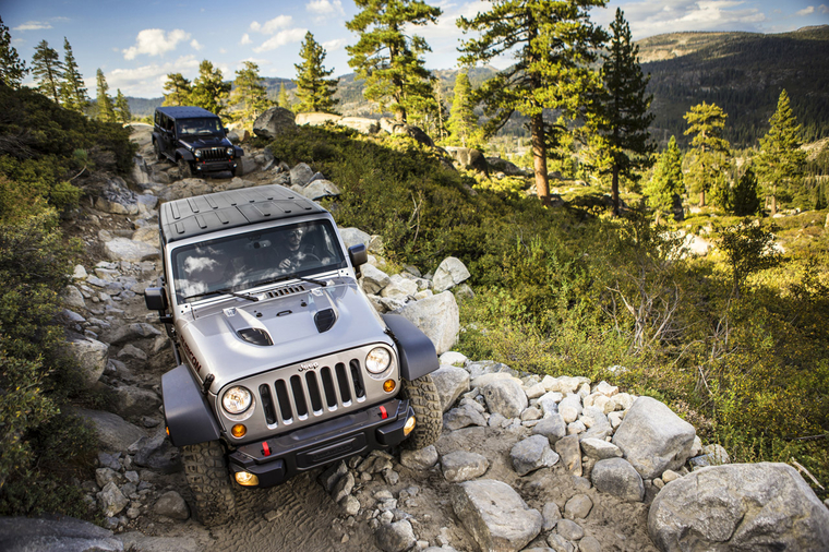 013-2013-jeep-wrangler-rubicon