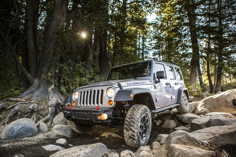 015-2013-jeep-wrangler-rubicon