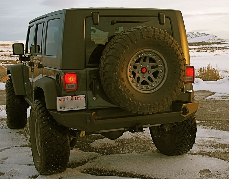 E1-REAR-06