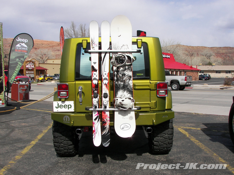 Jeep spare tire snowboard rack #3