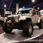 OFF ROAD EVOLUTION Bright Silver Jeep JK Wrangler Sahara Unlimited 4-Door