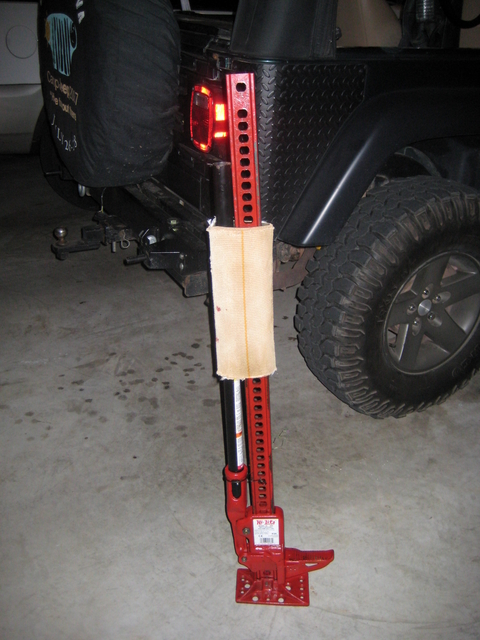 Hose on jack in stored position