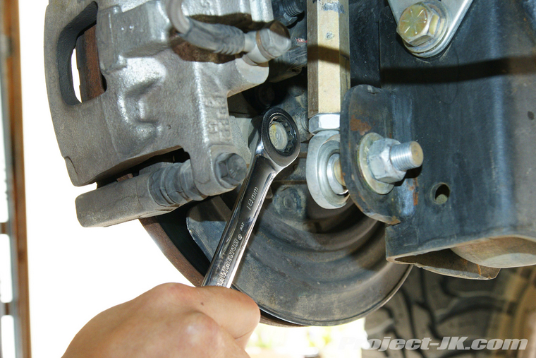 MAINTENANCE : Jeep JK Wrangler Rear Brake Pad Replacement | WAYALIFE Jeep  Forum