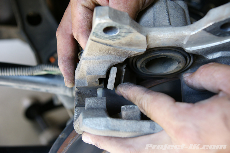 MAINTENANCE : Jeep JK Wrangler Rear Brake Pad Replacement | WAYALIFE Jeep  Forum