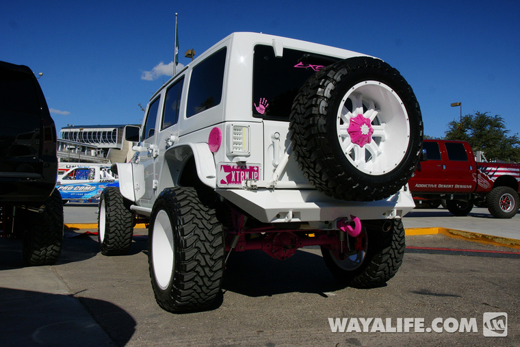2014 SEMA White / Pink DUB Jeep JK Wrangler Unlimited | WAYALIFE Jeep Forum