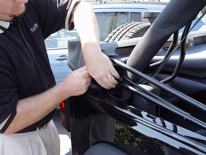 Go Topless – Lowering the Sunrider Soft Top on a 2007 Jeep JK Wrangler  4-Door Unlimited – 